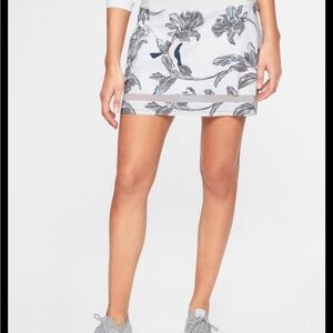 Athleta White and Gray Floral Mini Skirt